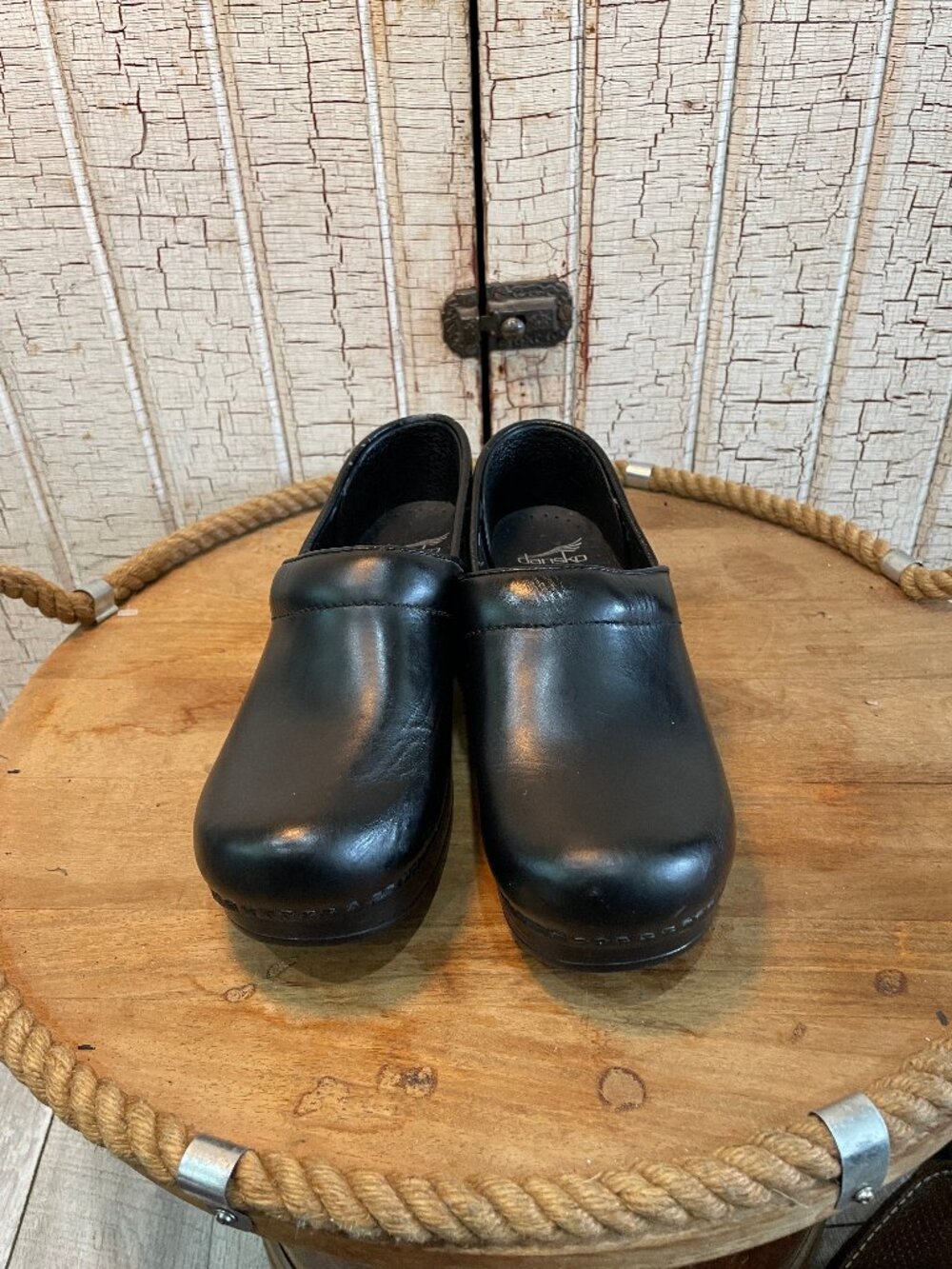 Dansko Professional Black Leather Nursing Clogs EU 39 US 8.5 9 Comfort - Picture 4 of 9